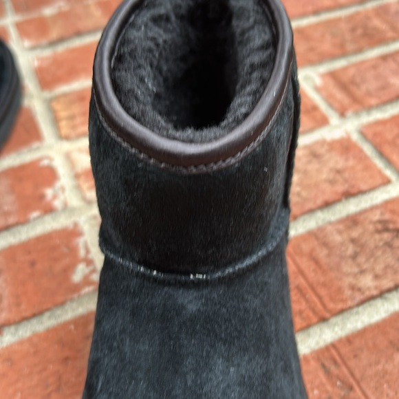 UGG AUSTRALIA Black Suede/Rhinestone Short Bootie Boots - Picture 11 of 15